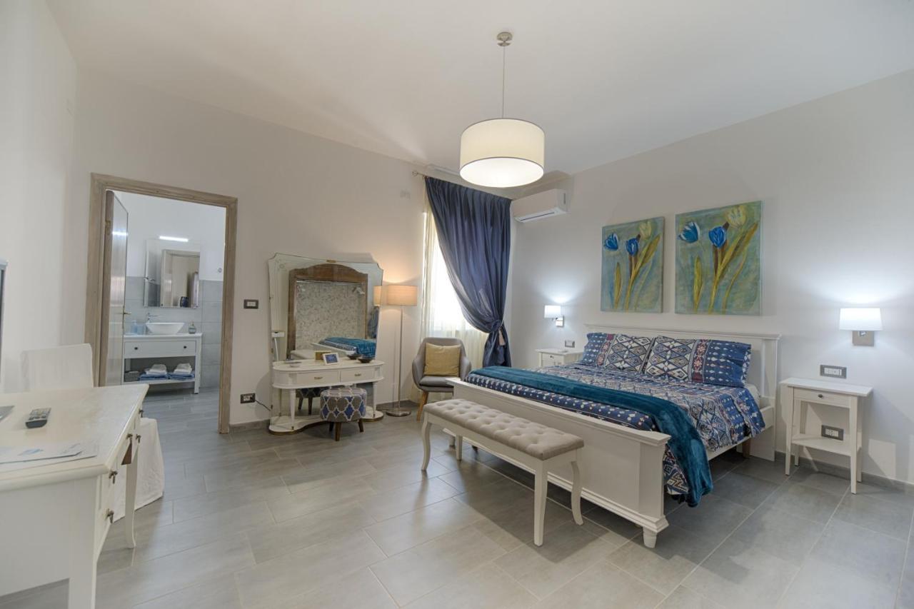 Cozy Guest House Downtown Olbia Buitenkant foto