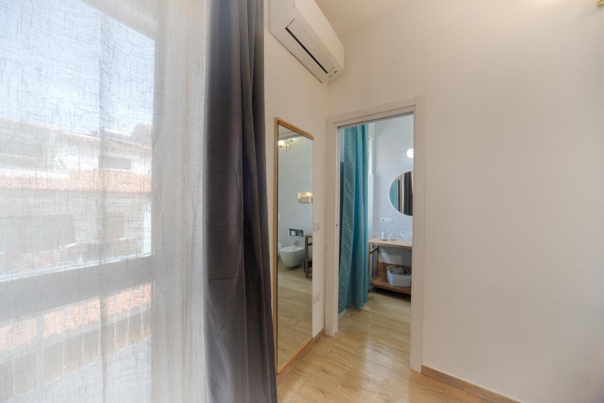 Cozy Guest House Downtown Olbia Buitenkant foto