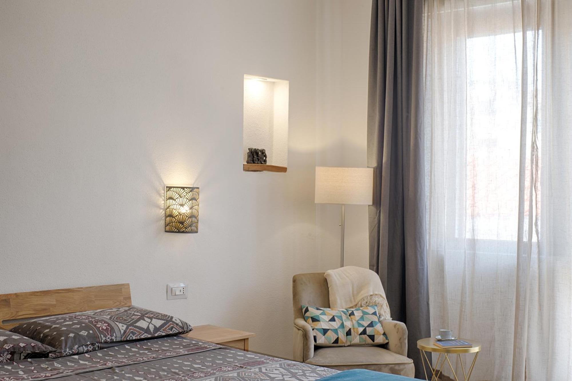 Cozy Guest House Downtown Olbia Buitenkant foto