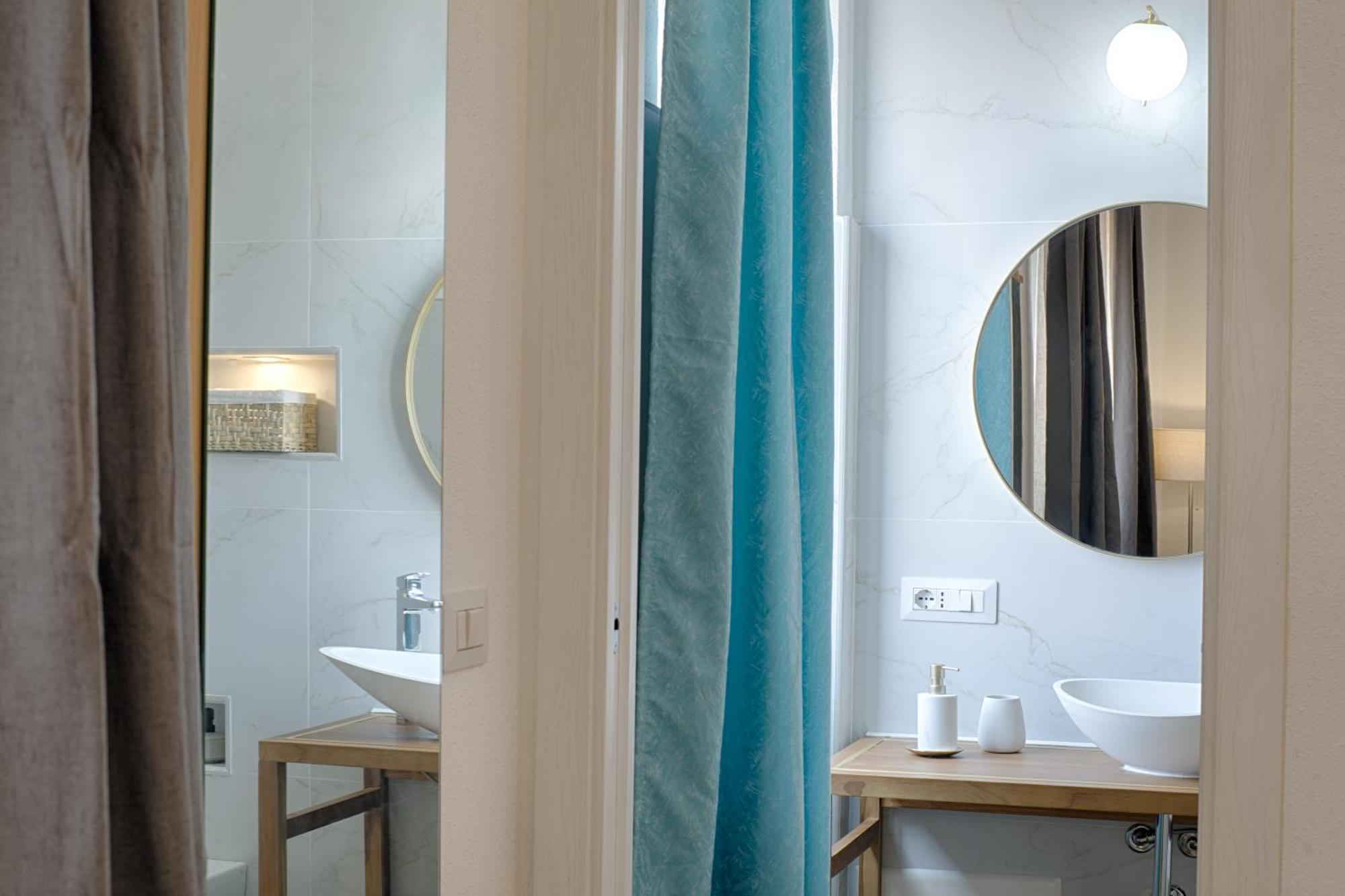 Cozy Guest House Downtown Olbia Buitenkant foto